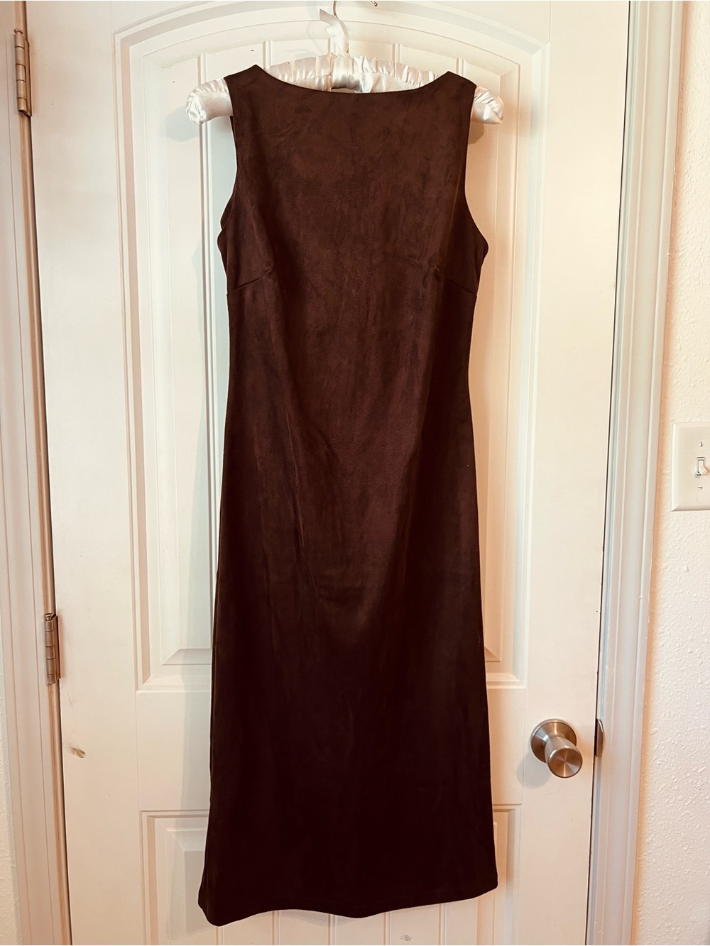 Sincerely Jules Sleeveless Brown Midi Dress